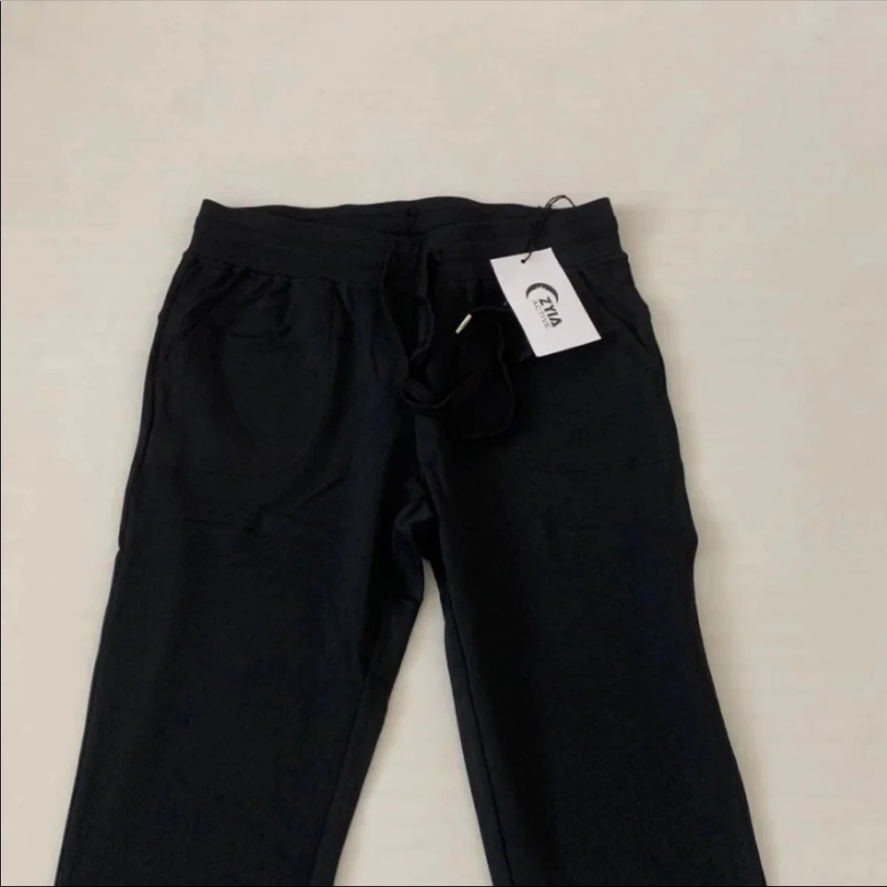 Black Unwind Jogger - Picture 8 of 11